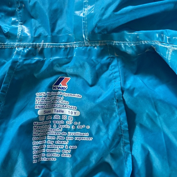 K-Way packable rain jacket - Picture 4 of 6